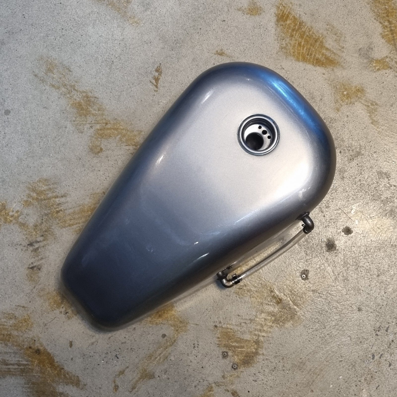 XVS650 V-Star Peanut XL Sportster Style tank