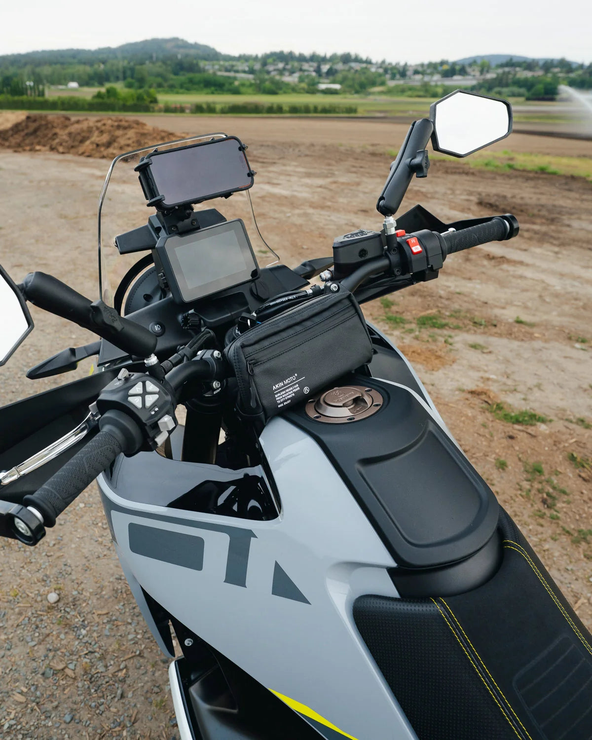 AKIN MOTO - BLITZ HANDLEBAR BAG
