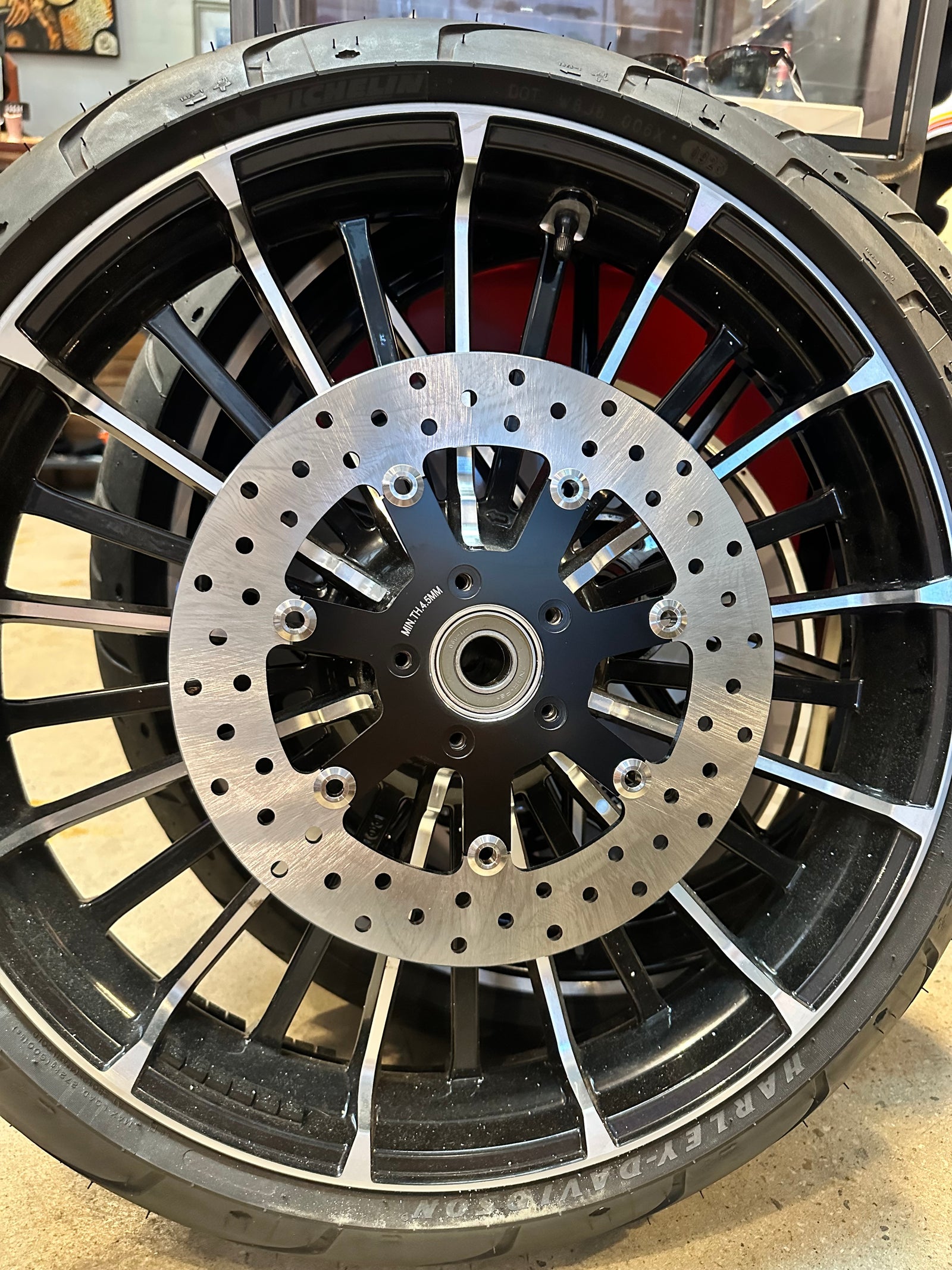 11.8” Floating rotor / brake disc - Harley Davidson