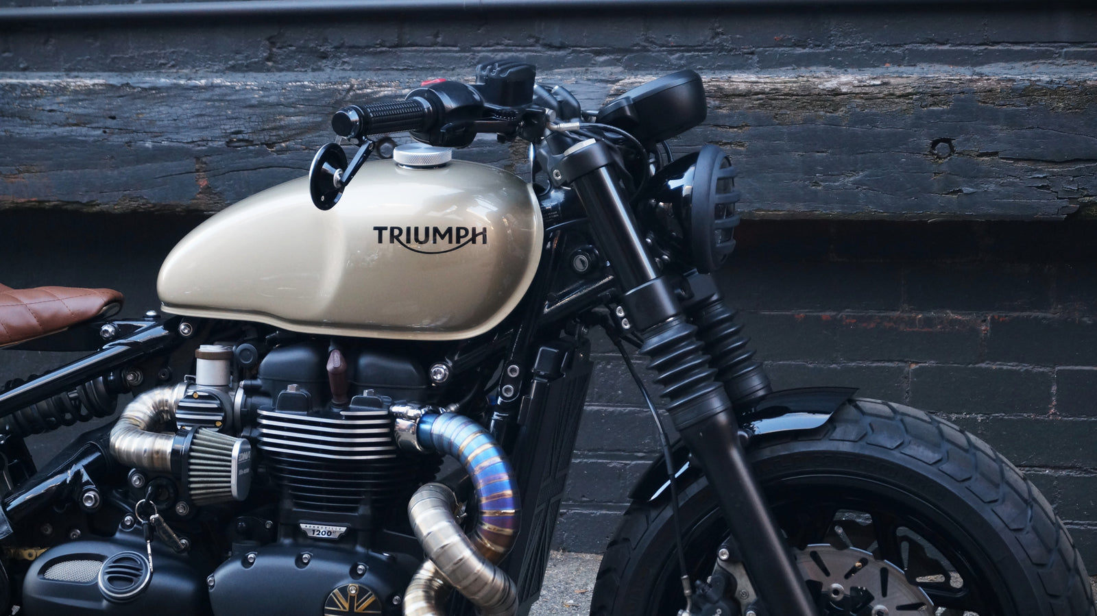Triumph Bobber 1200 Wide wheels