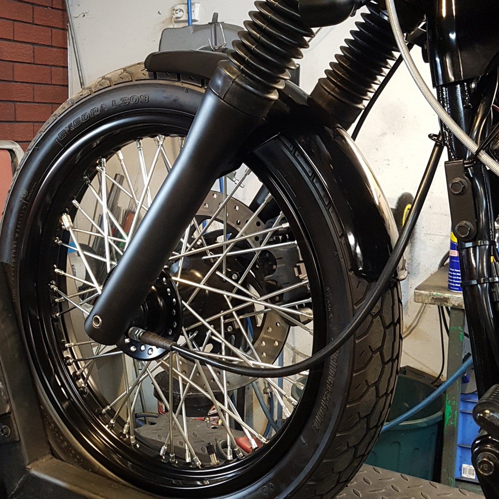 yamaha xvs650 bobber kit fender mudguard biltwell seat solo stainless headers exhaust rogue motorcycles wa western australia perth custom chopper v-star classic