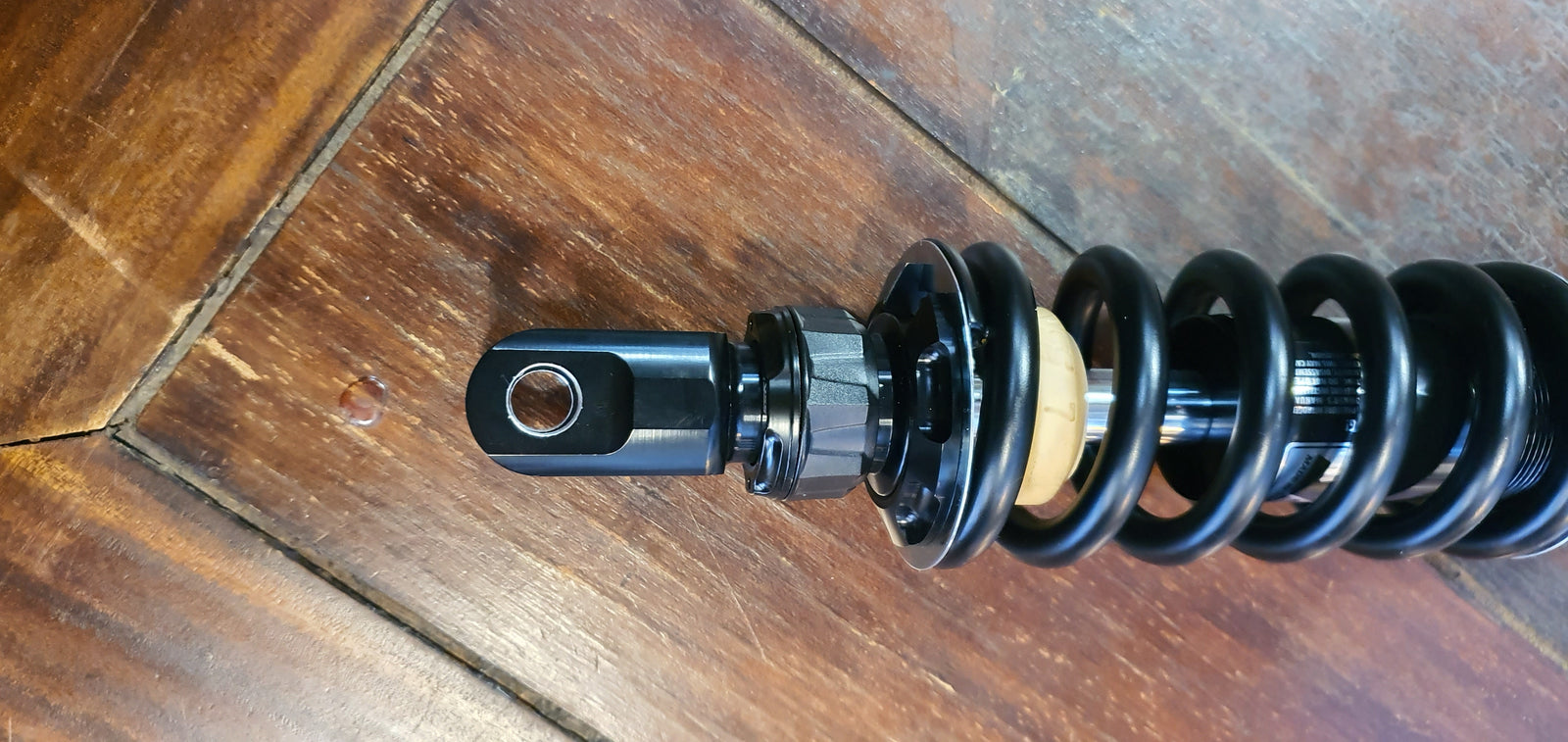 YSS RetroRides K-serie Mono Shock