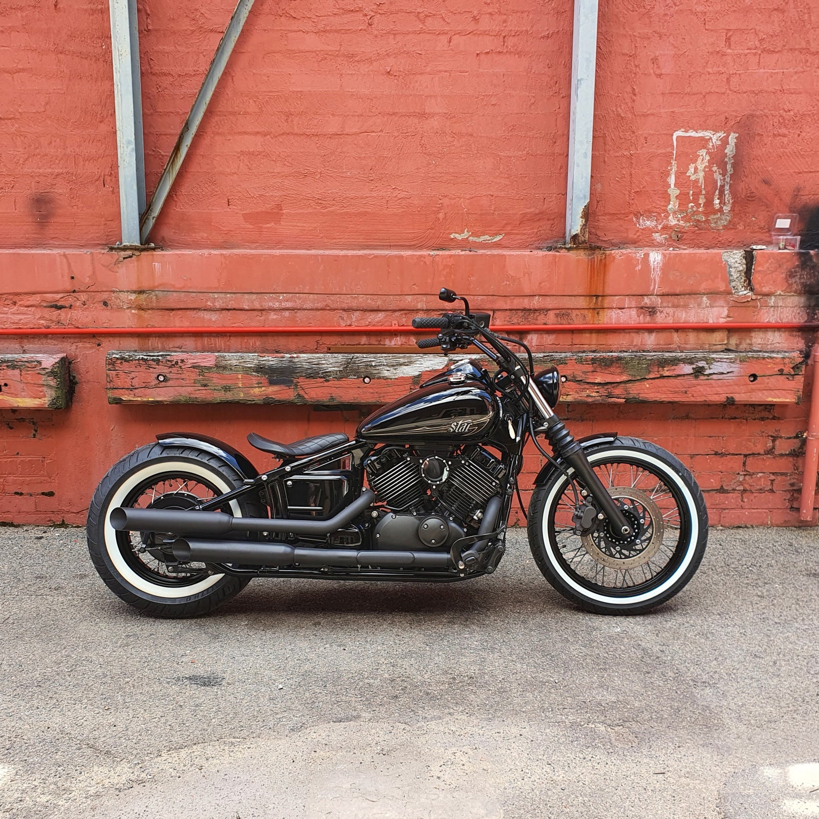 Yamaha XVS650 V-star - Rear Fender Bobber