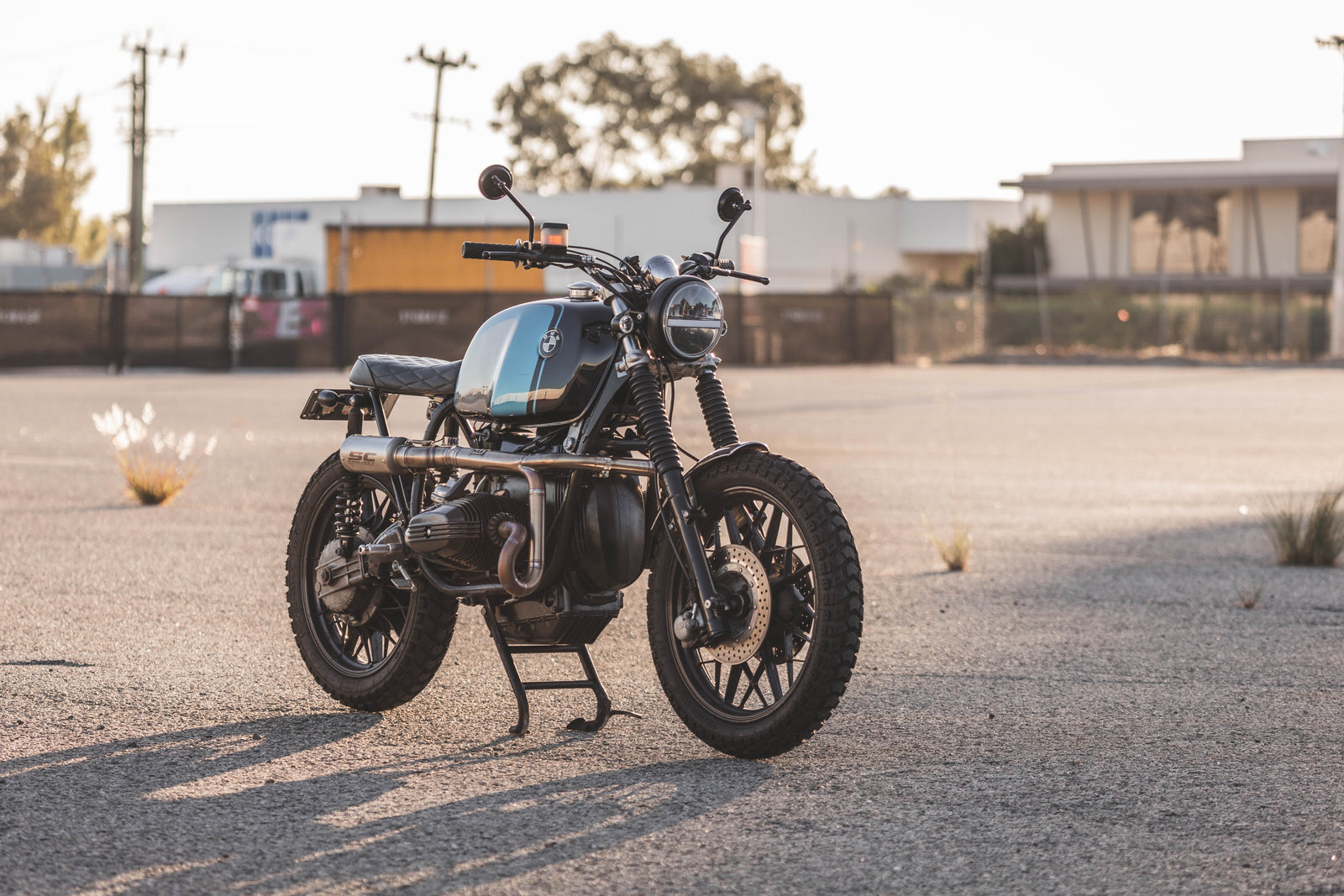 BMW R100S custom street scrambler Rogue Motorcycles