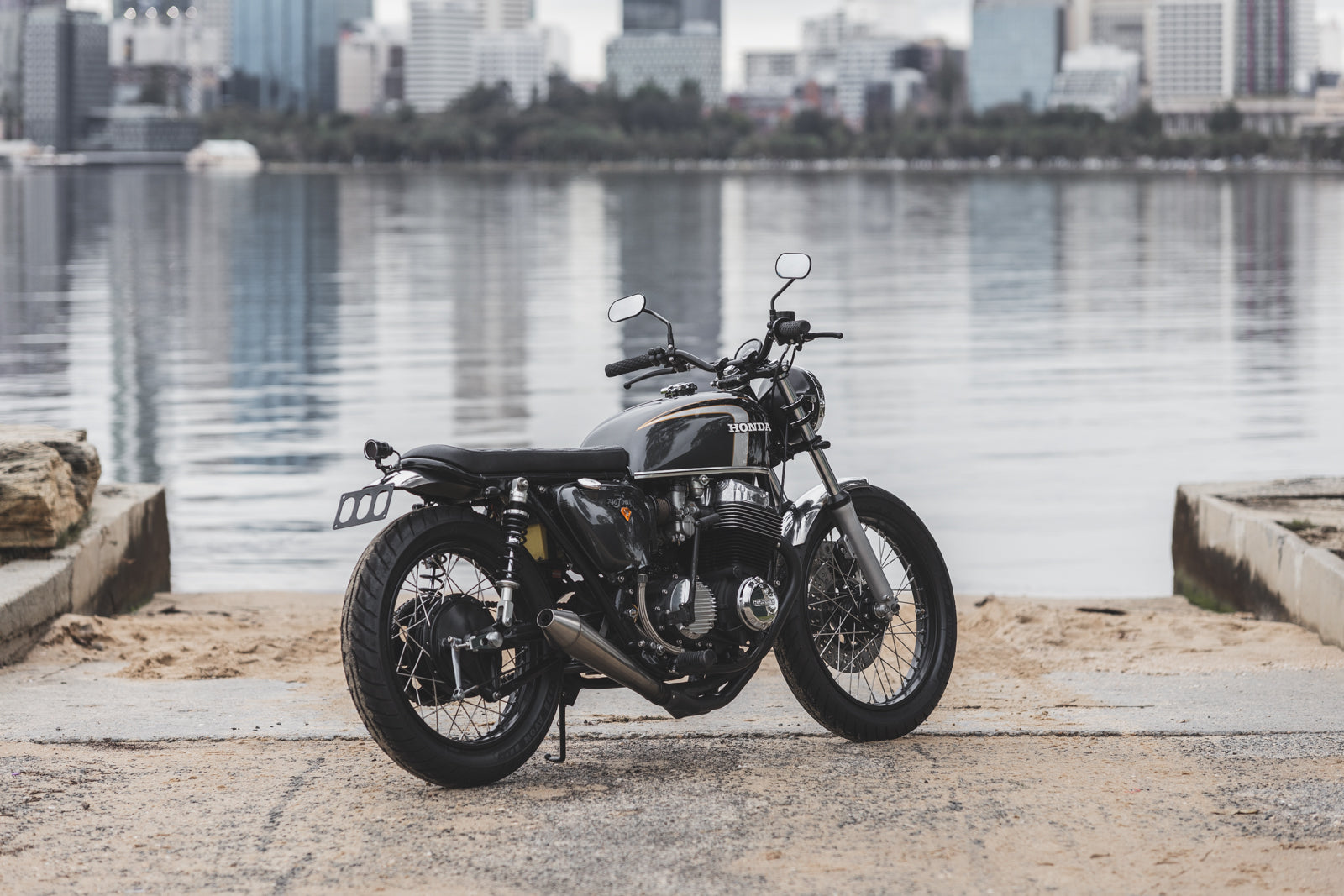 Honda CB750 Resto-Mod