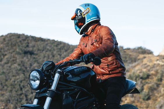ABOUT MOTORCYCLE JACKETS