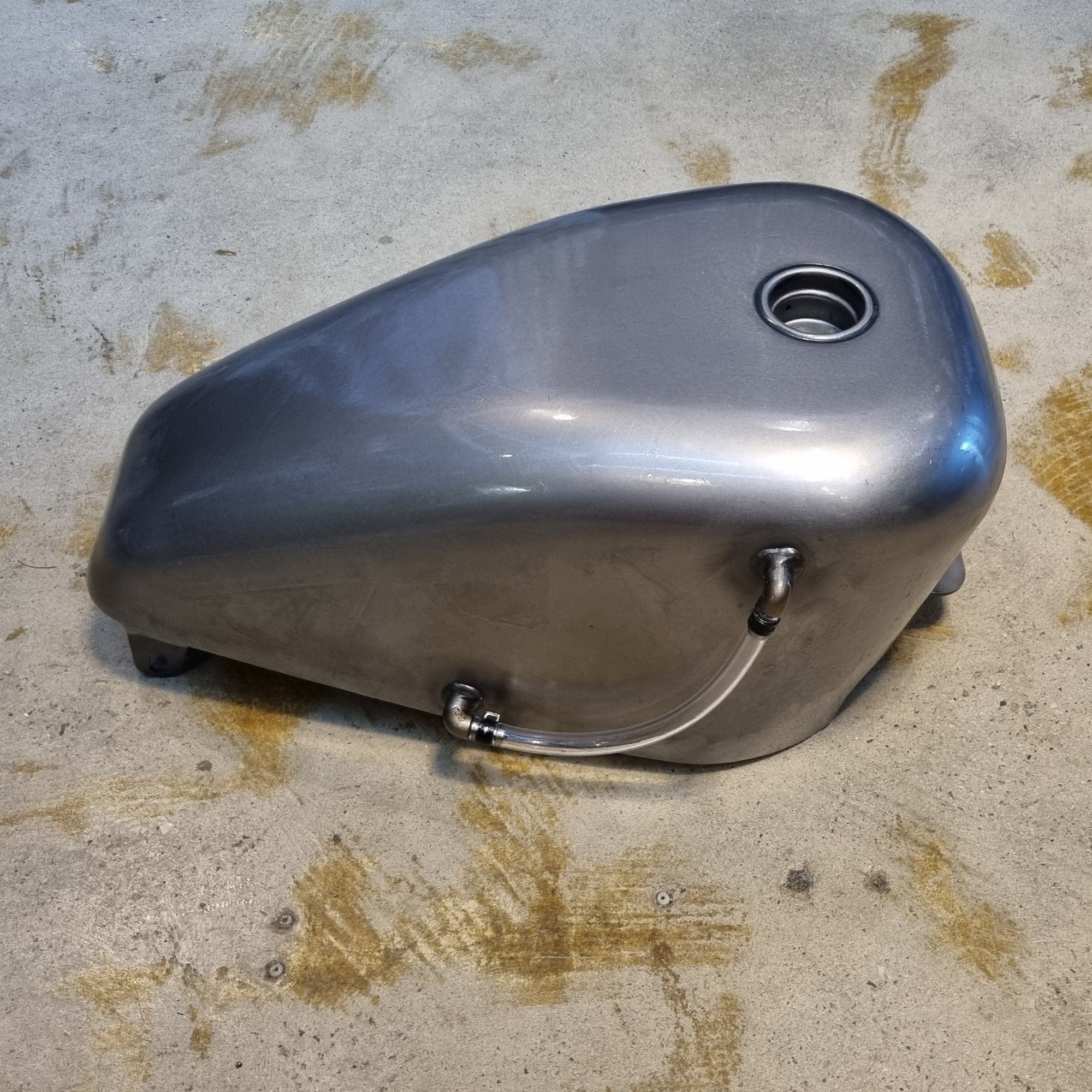 XVS650 V-Star Peanut XL Sportster Style tank