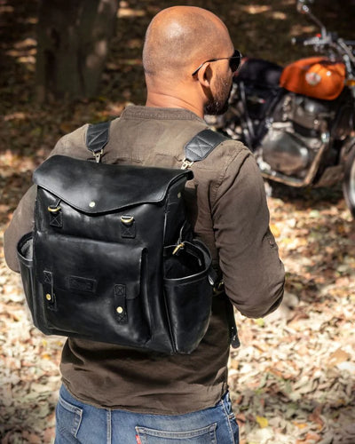 OUTLANDER SADDLEBAG | BLACK