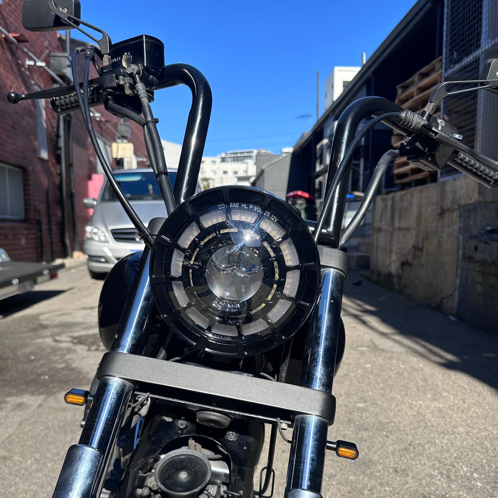 Billion 7” Fat Boy Rim-style billet Headlight