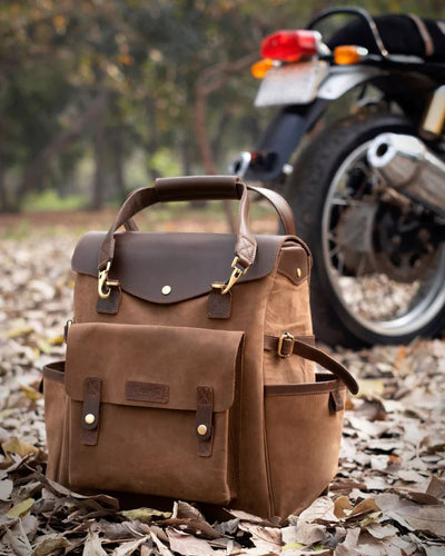 OUTLANDER SADDLEBAG | TOBACCO BROWN