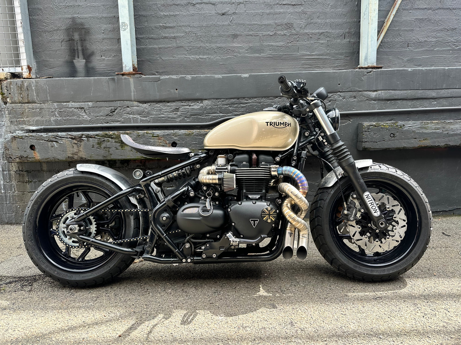 Triumph Bobber 1200 Wide wheels