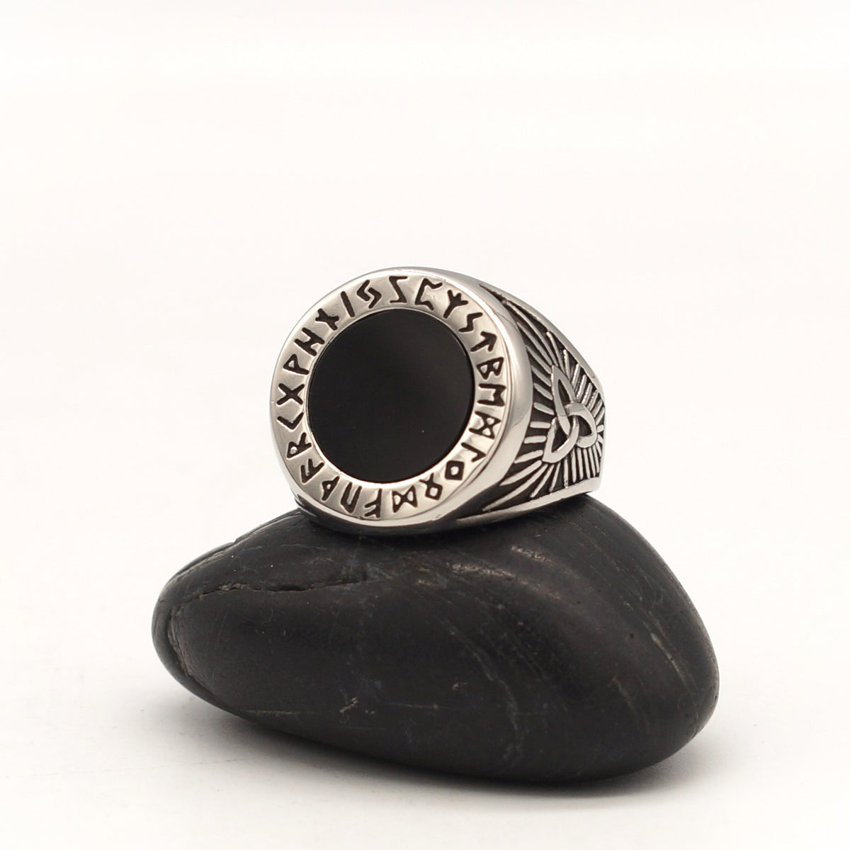 OBSIDIOUS Ring