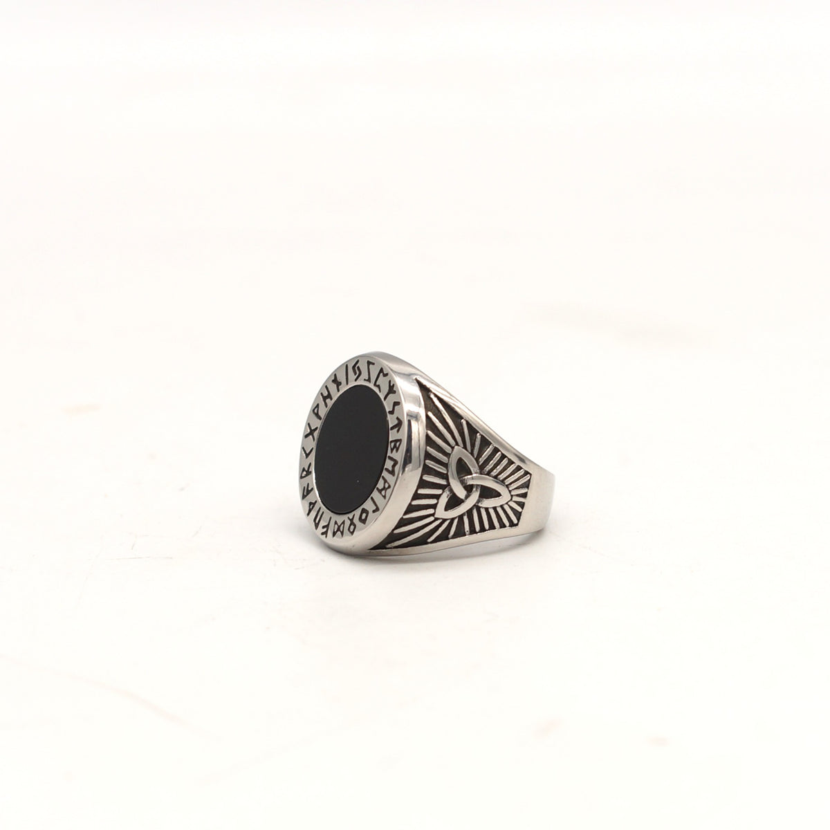 OBSIDIOUS Ring
