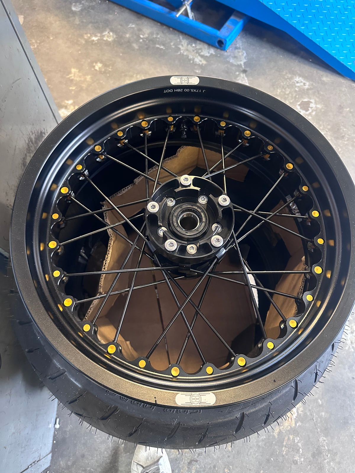 Triumph Bobber 1200 Wide wheels