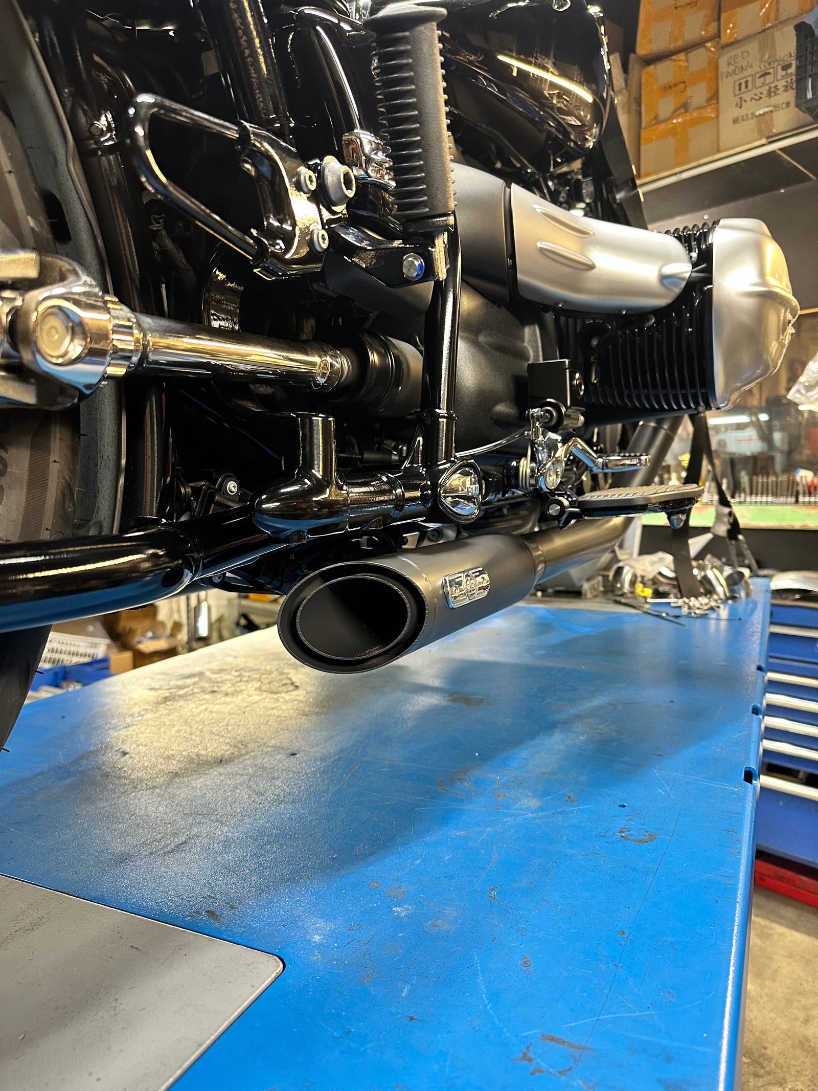 BMW R18 full exhaust system