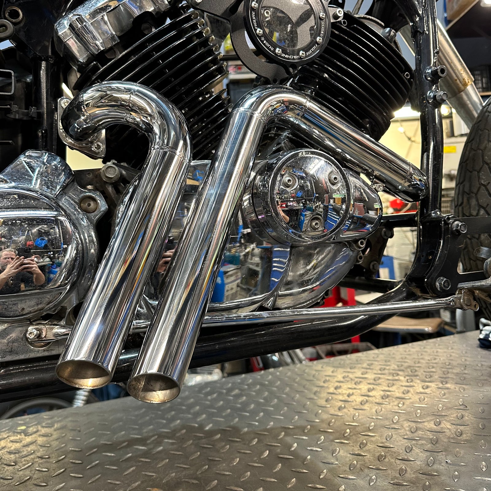 Yamaha XVS650 V-star - Stainless Exhaust "Short Bob"