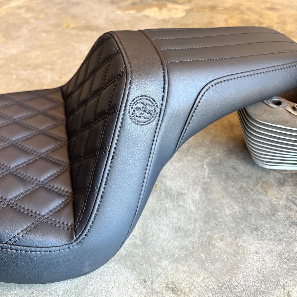 Yamaha V-Star XVS 650 step up seat by Billion