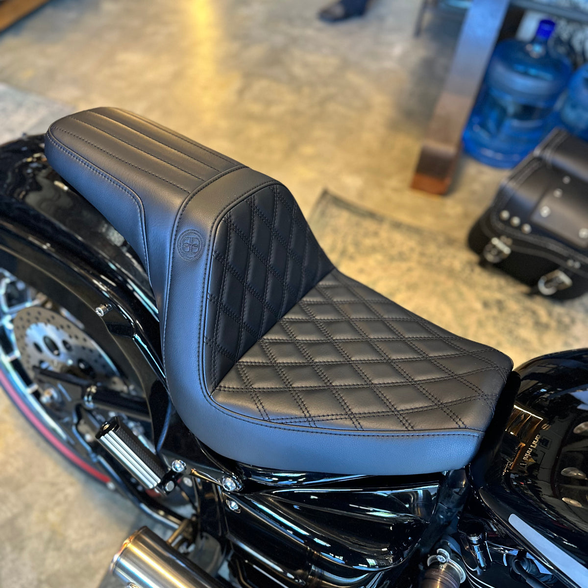 Yamaha V-Star XVS 650 step up seat by Billion