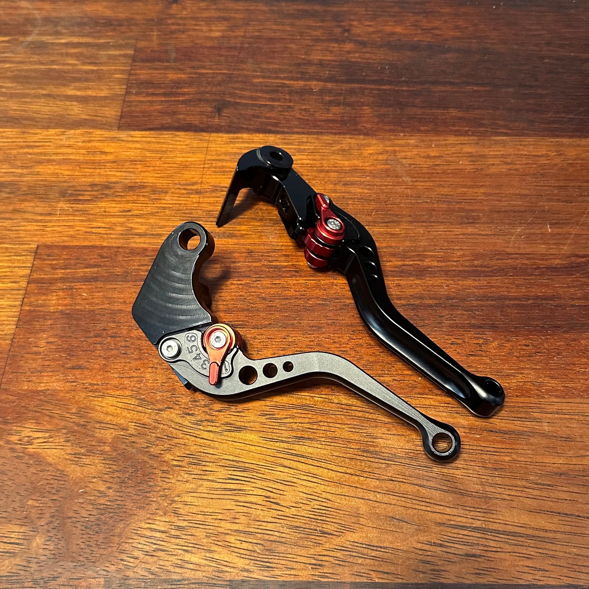 Short CNC levers for YAMAHA MT09 XSR900 (BREMBO)