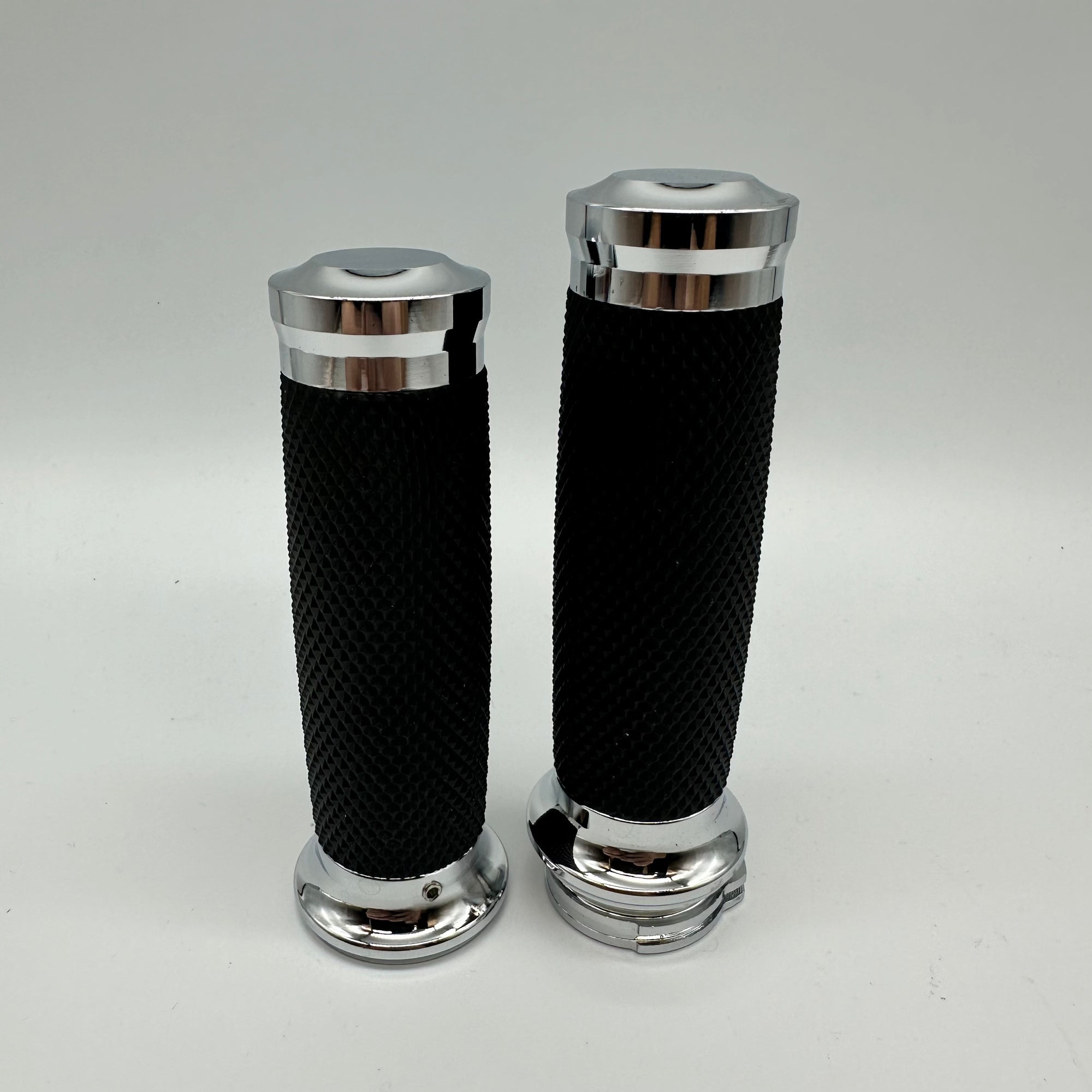 1" black anodised aluminium grips - knurled rubber