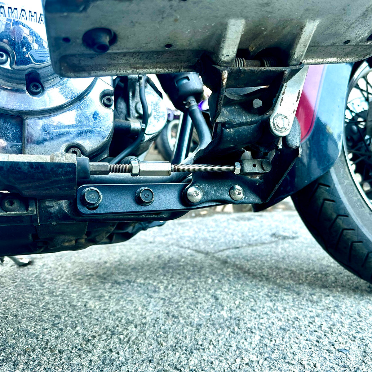 Yamaha V-star XVS 1100 4” forward control extension