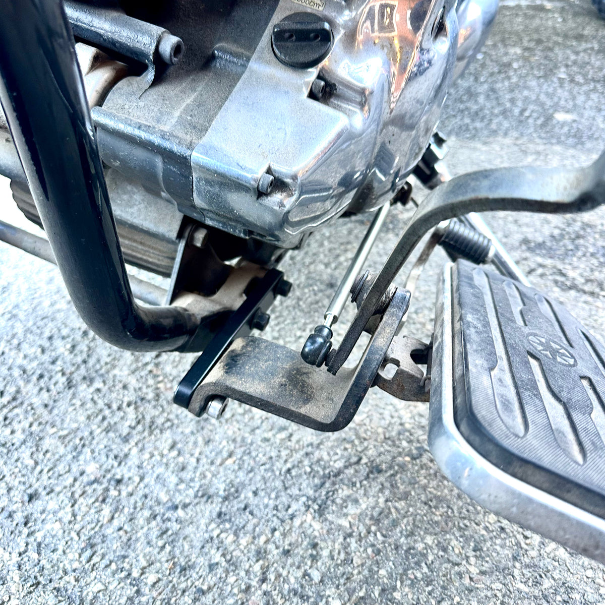 Yamaha V-star XVS 1100 4” forward control extension