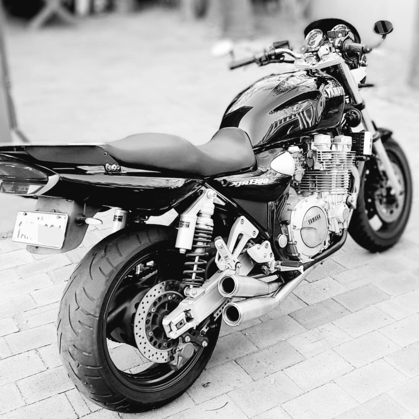 Yamaha XJR1300 custom exhaust rogue motorcycles perth