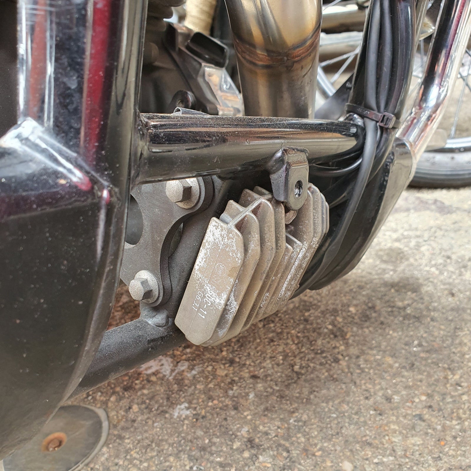 Yamaha XVS650 V-star - Stainless Exhaust "Short Shots"