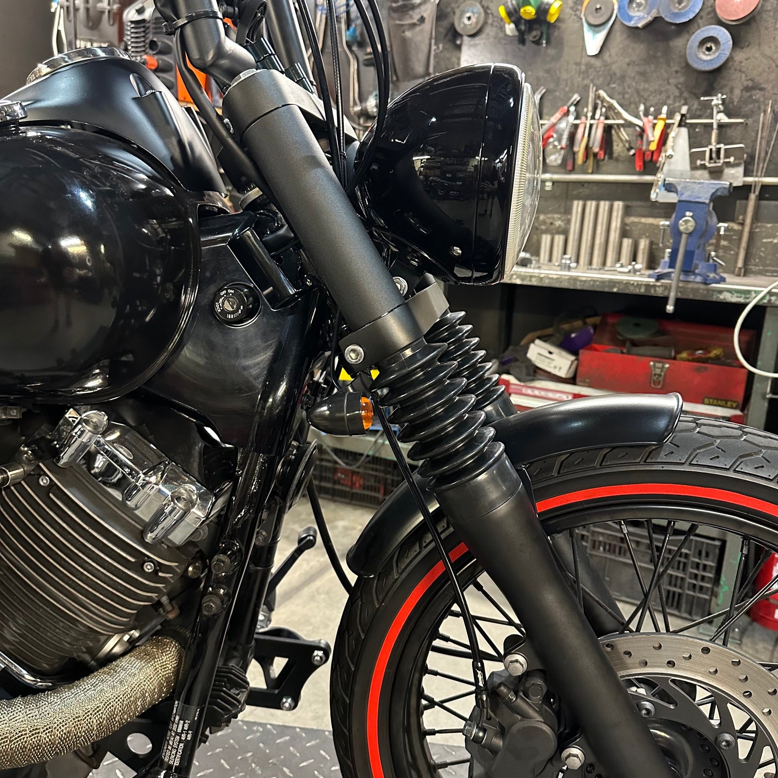 Yamaha XVS650 V-star Fork Cover Set - Black