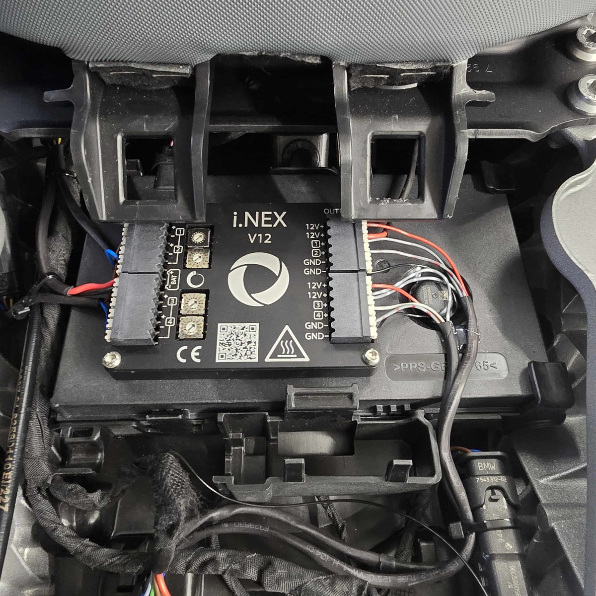i.NEX - The electronic universal solution for motorcycle lights