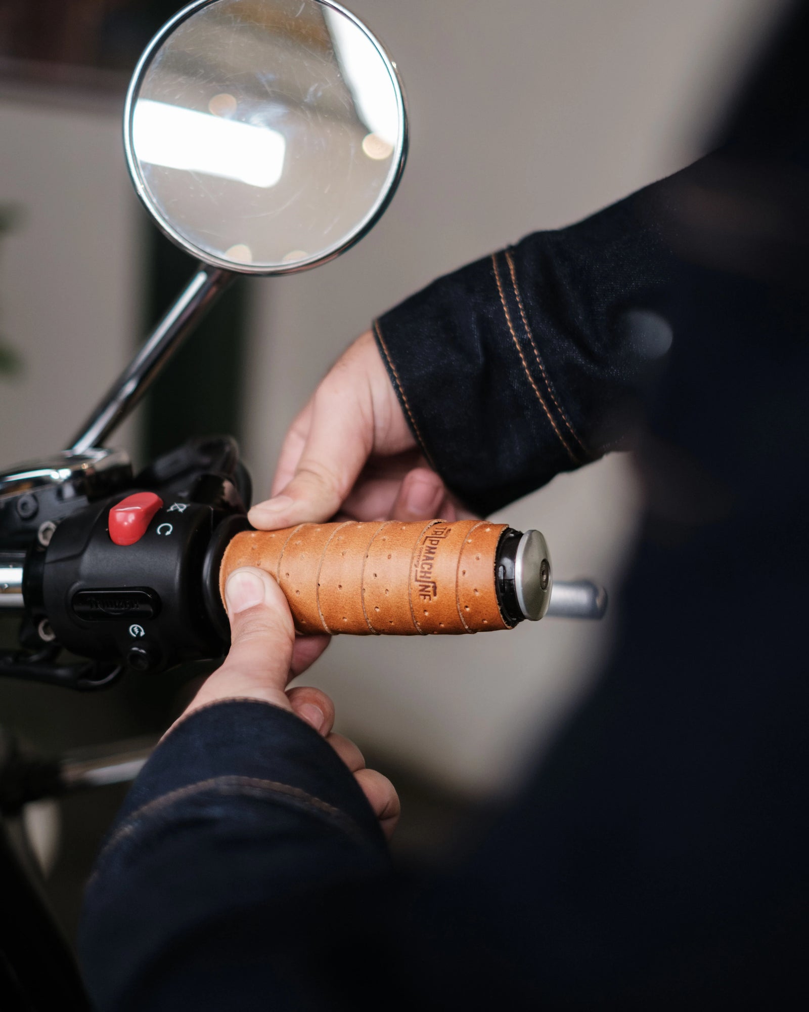 Grips Wrap - Vintage Tan Perforated