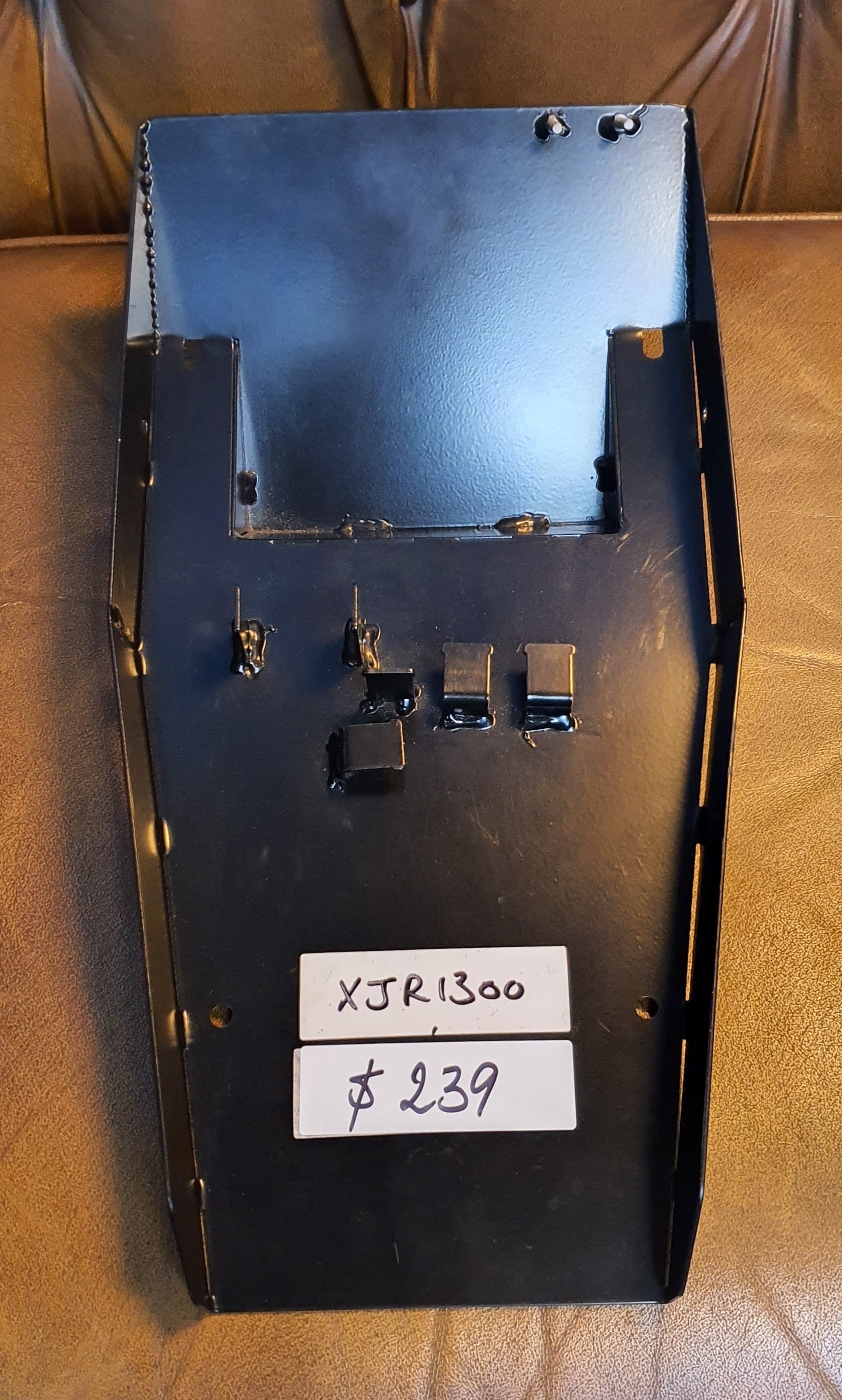 rogue motorcycles perth australia XJR 1200 1300 battery tray lithium battery custom tray housing undertray cafe racer yamaha