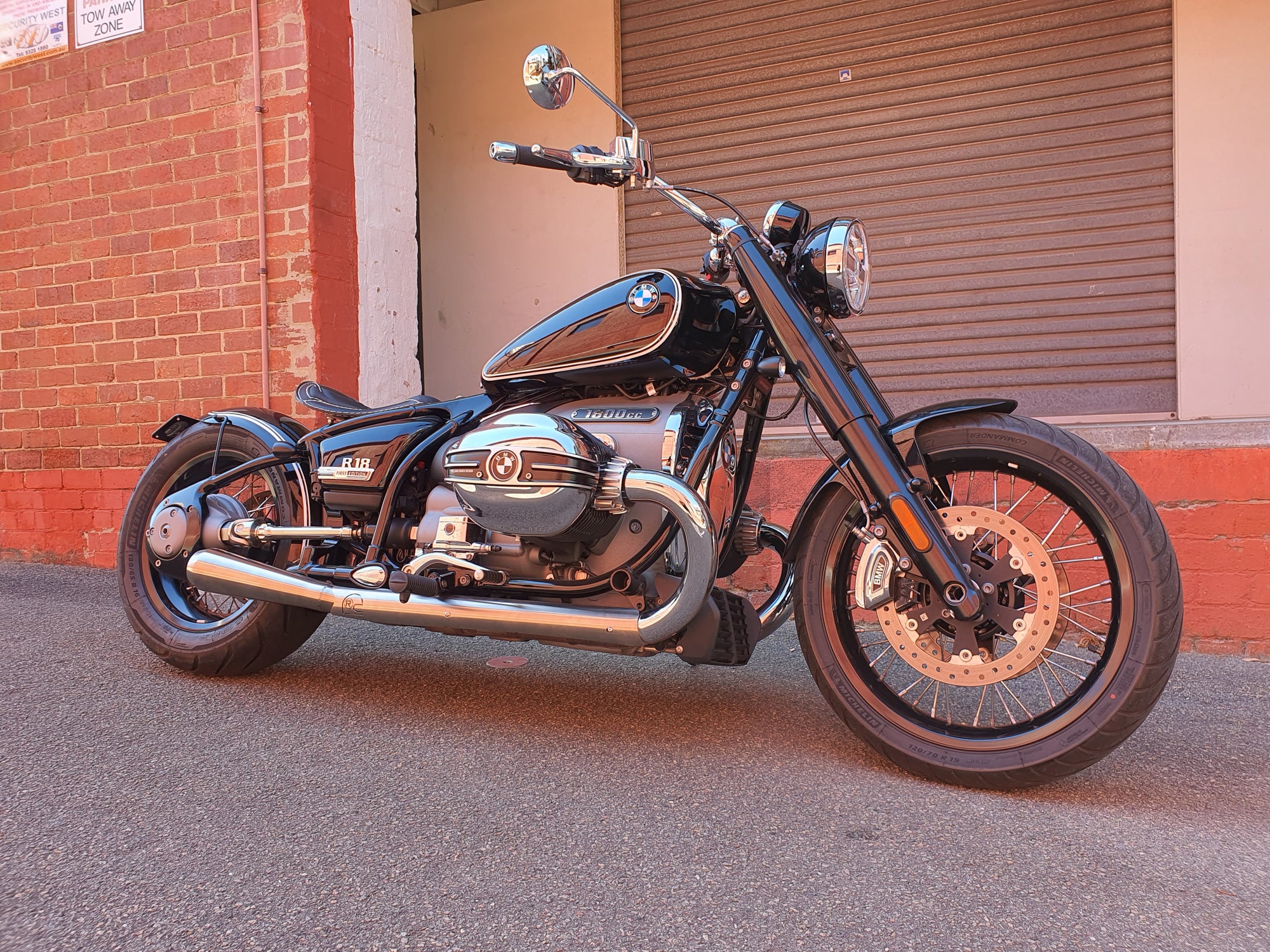Bmw R18 Custom To
