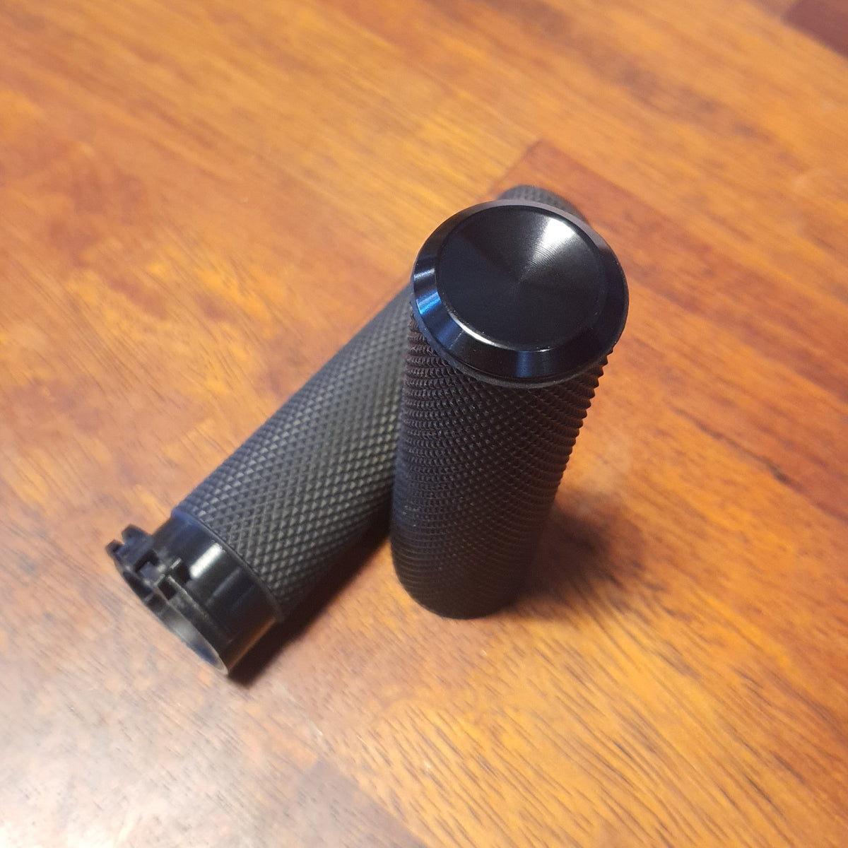 1&quot; Rubber knurled grips for Harley
