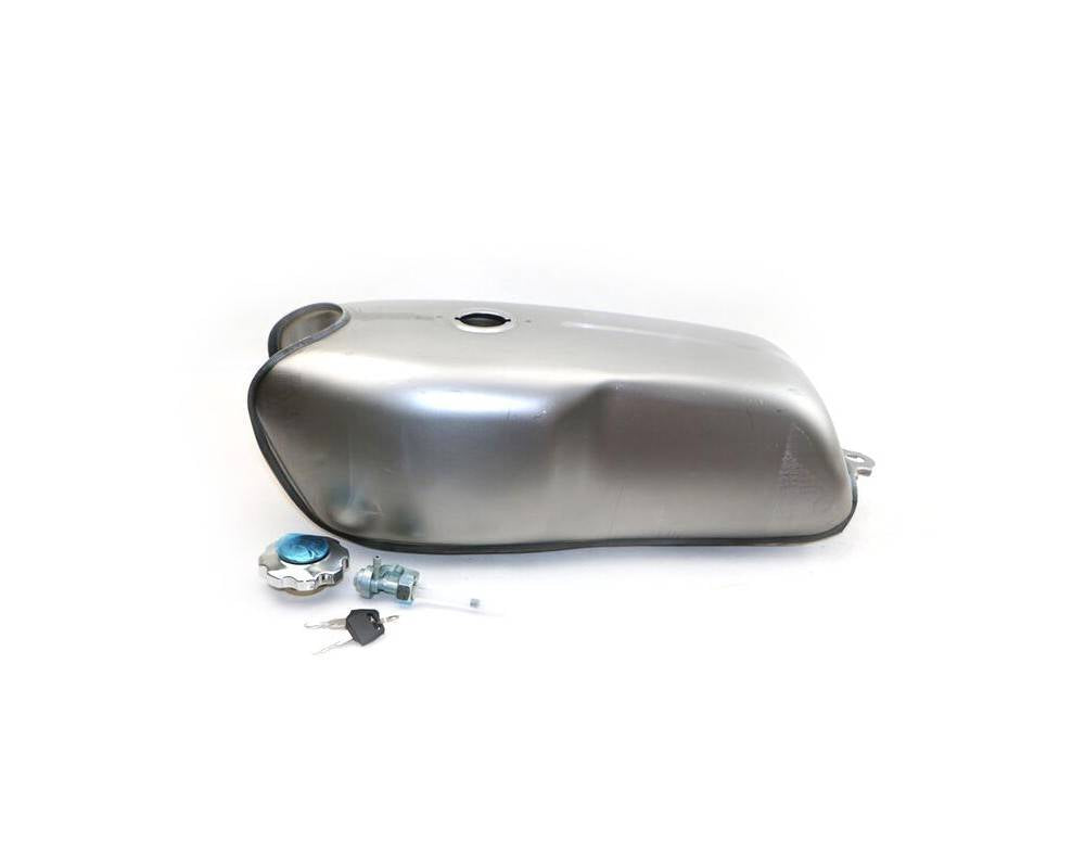 RETRO RACING STYLE FUEL TANK WITH ACCESSOIRES TYPE 1