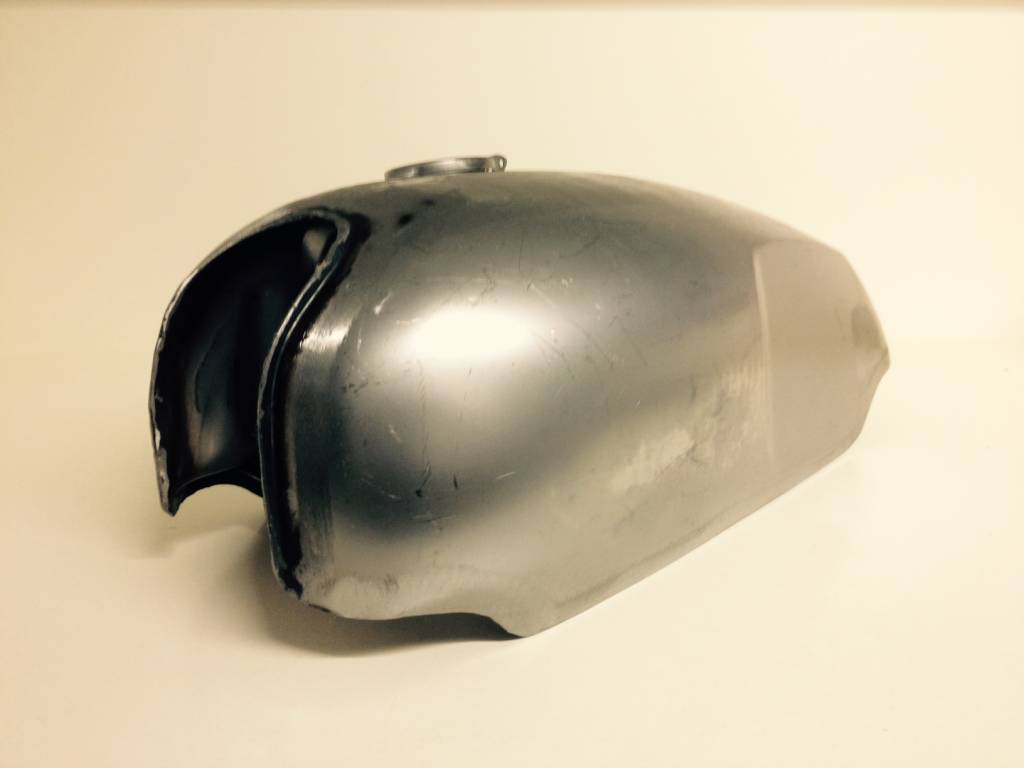 NORTON COMMANDO ROADSTER FUEL TANK