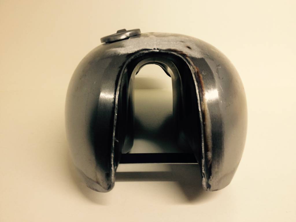 NORTON COMMANDO ROADSTER FUEL TANK