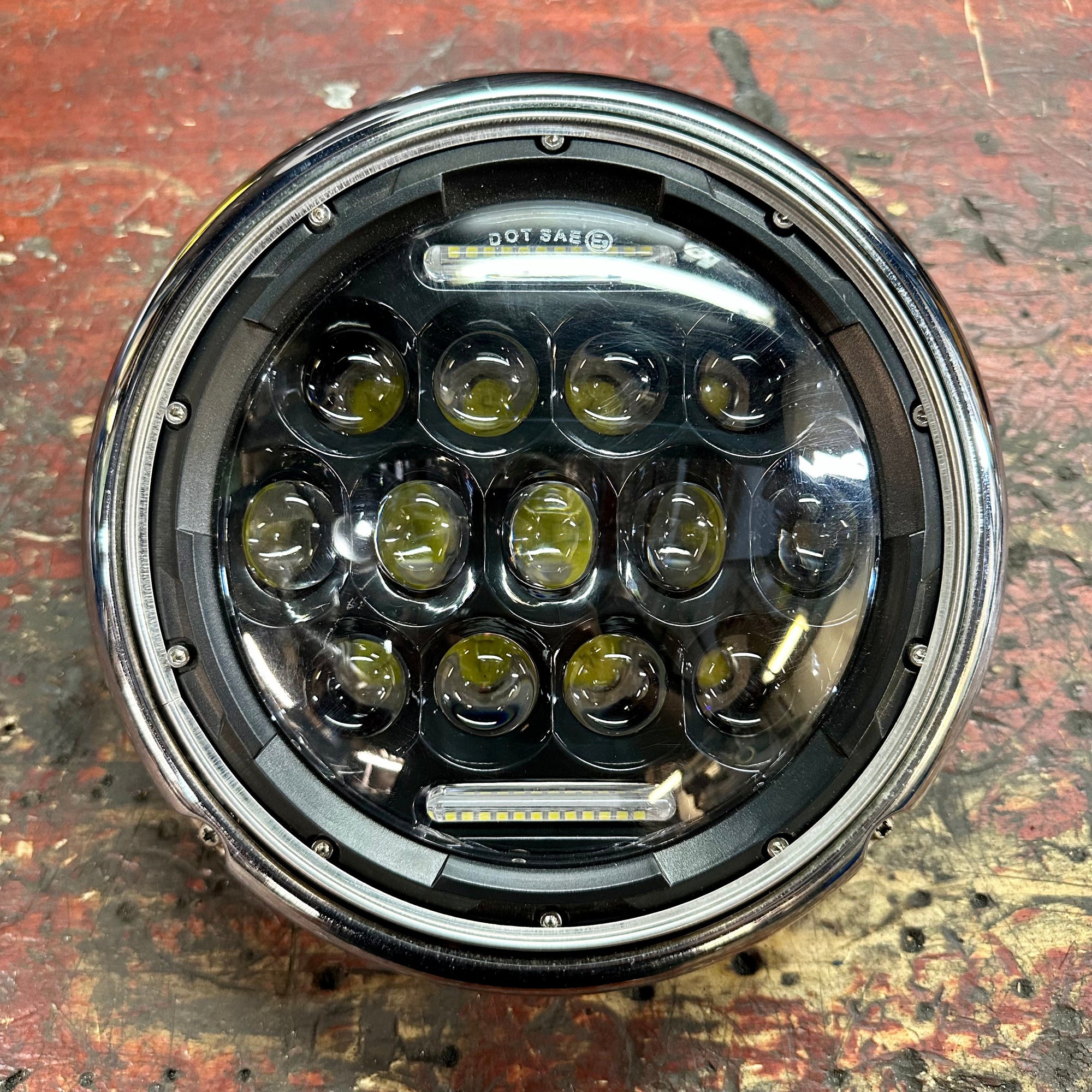 Led Headlight Insert Yamaha XVS 650 V-star 7” LED headlight insert - Rogue Motorcycles