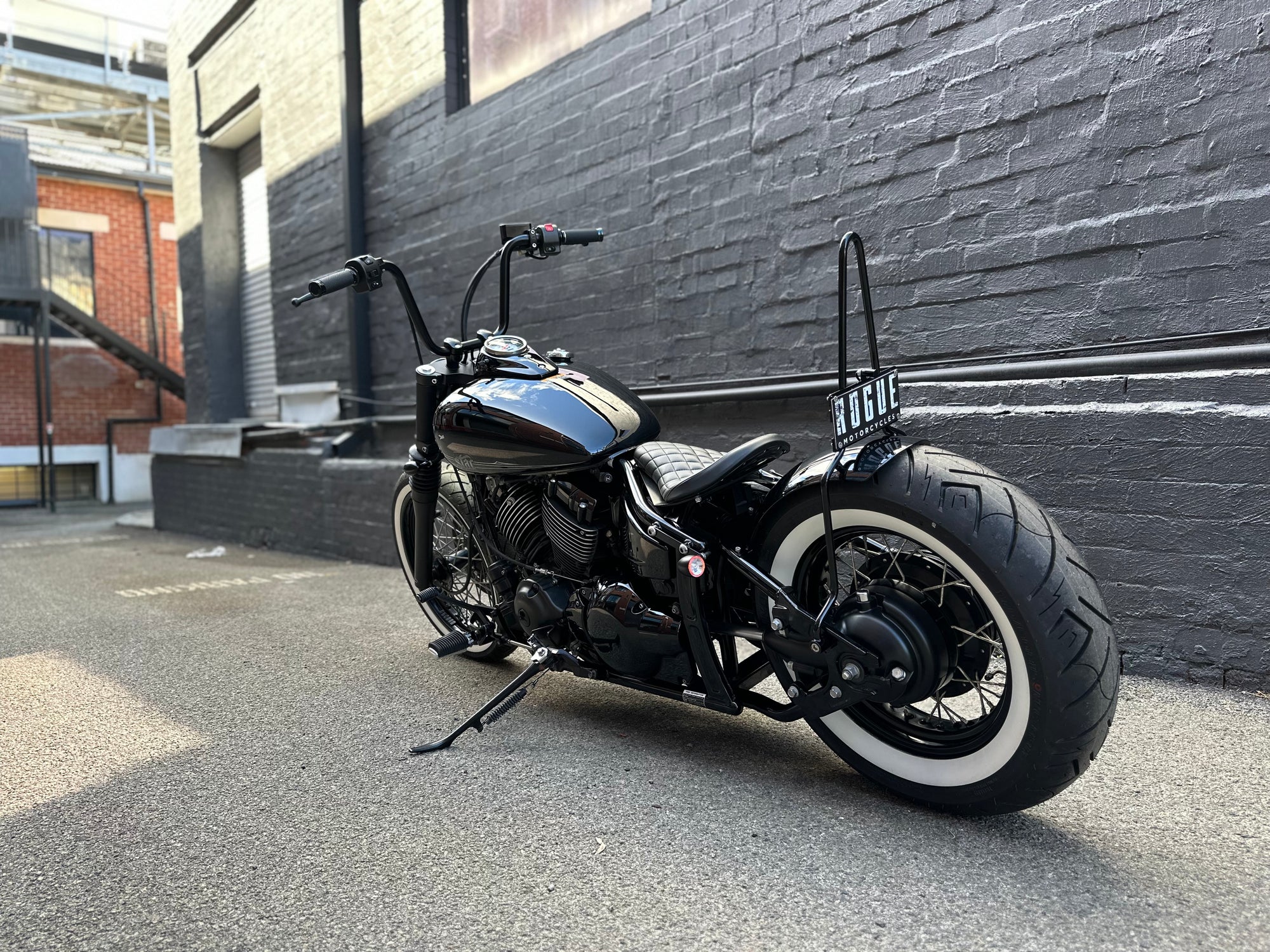 Yamaha v-star XVS 650 sissy bar - Rogue Motorcycles