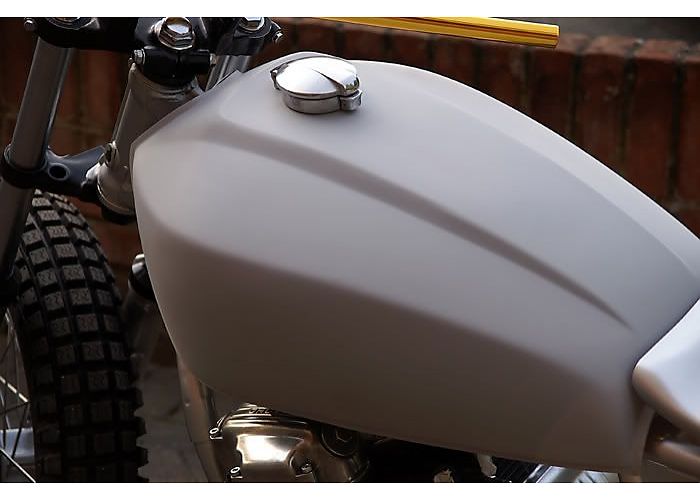 alloy monza 2.5 flip up fuel cap - bsa norton triumph cafe racer alloy monza 2.5 flip up fuel cap - bsa norton triumph cafe racer